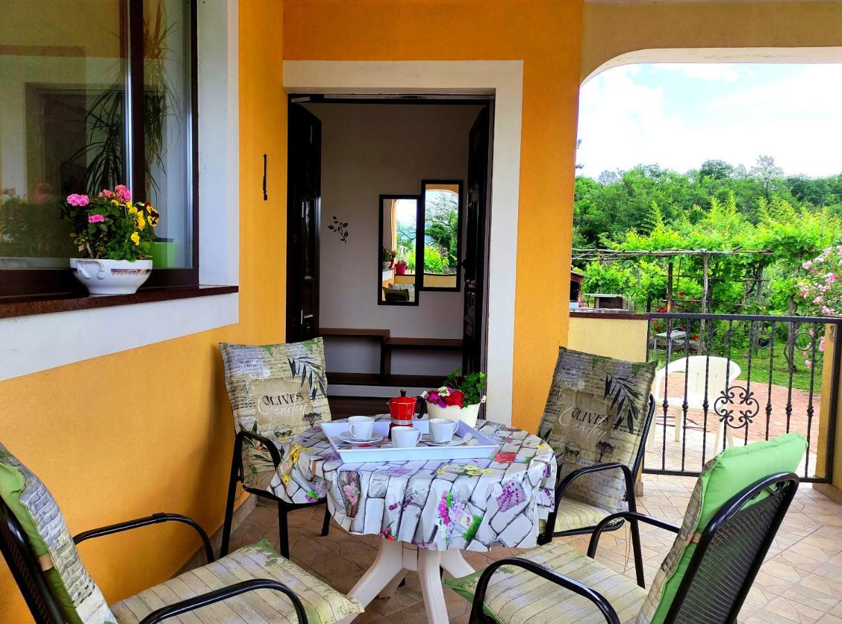 Apartmani Melia Marčelji Zewnętrze zdjęcie