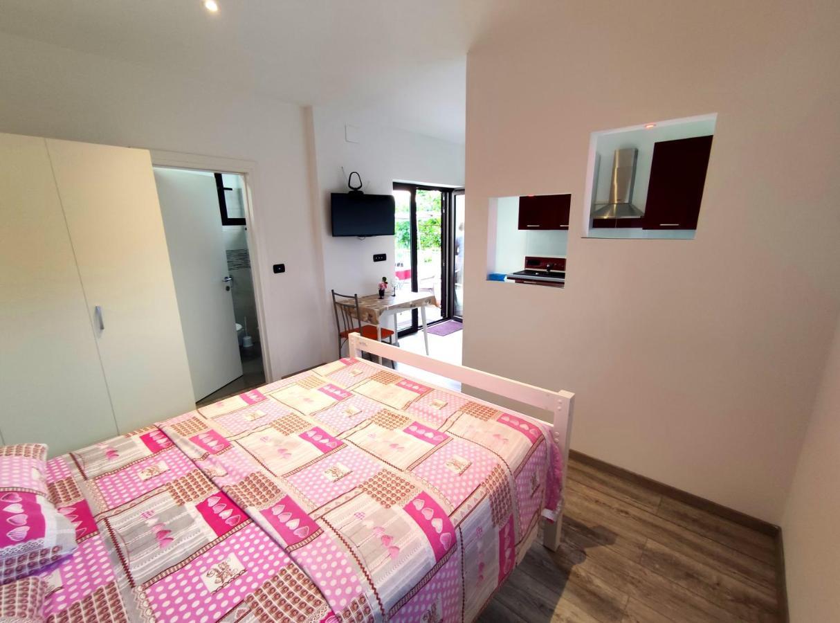 Apartmani Melia Marčelji Zewnętrze zdjęcie