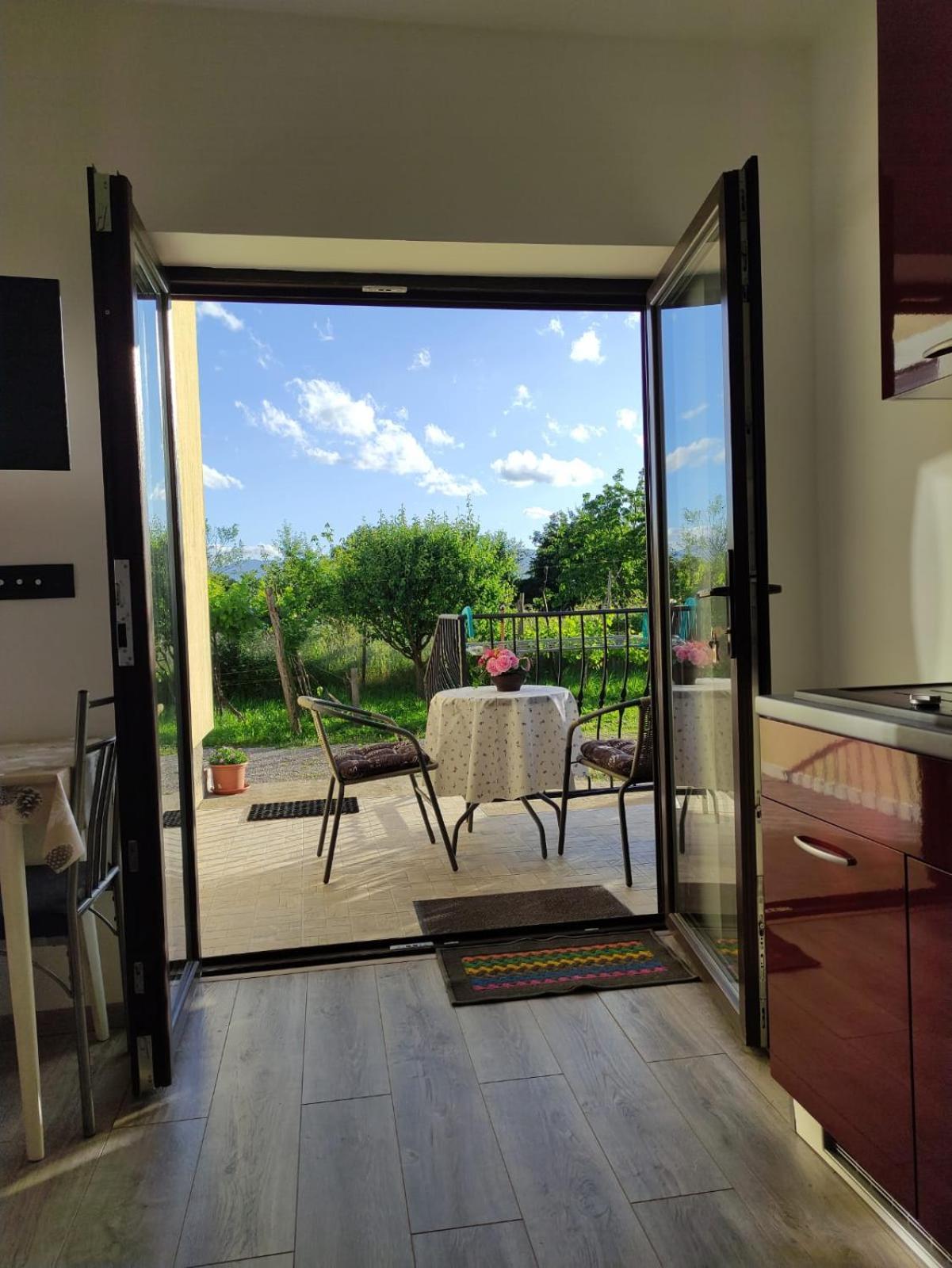 Apartmani Melia Marčelji Zewnętrze zdjęcie