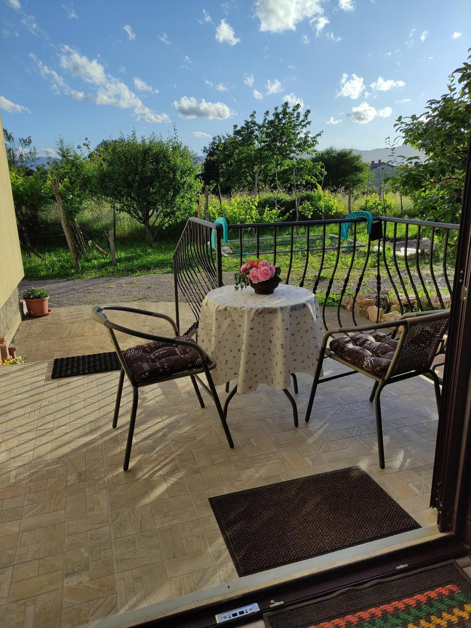 Apartmani Melia Marčelji Zewnętrze zdjęcie